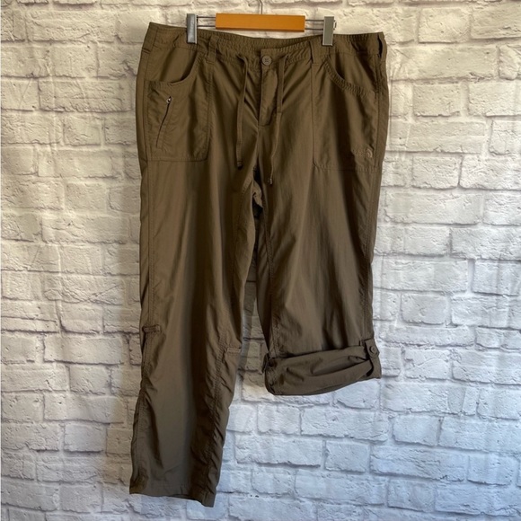 THE NORTH FACE Convertible Turn Up Pants Plus Size - Picture 4 of 12